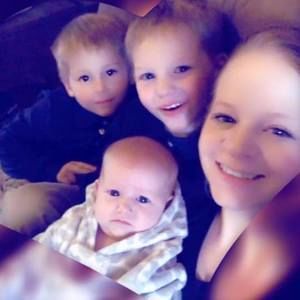 Meet your Posher, Caitlin